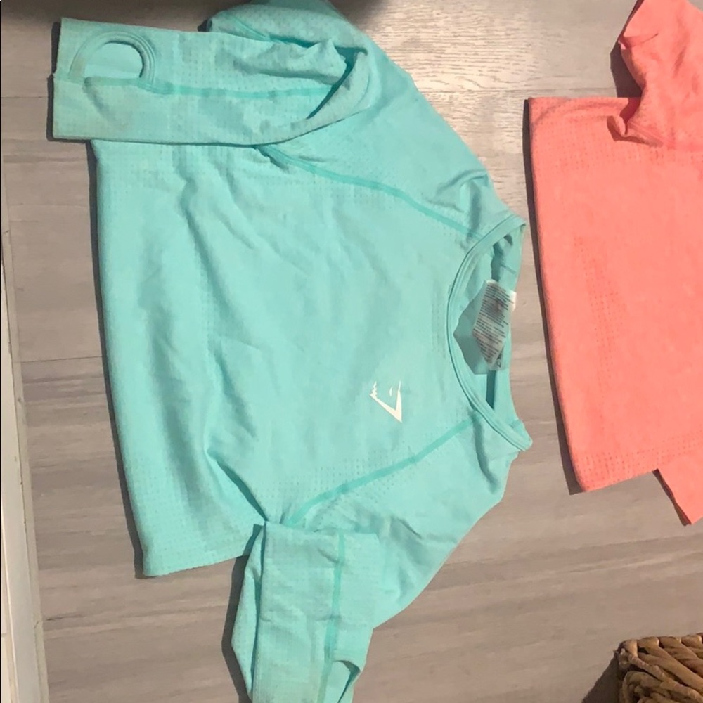 Gymshark short and long sleeve! 2 cropped! - Picture 4 of 8